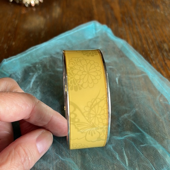 Collection of Souvenir Bracelets from France, Germany and Ireland - Picture 5 of 9